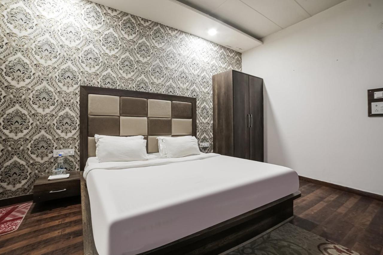 Hotel Townhouse Hollywood Heights Amritsar Exterior foto