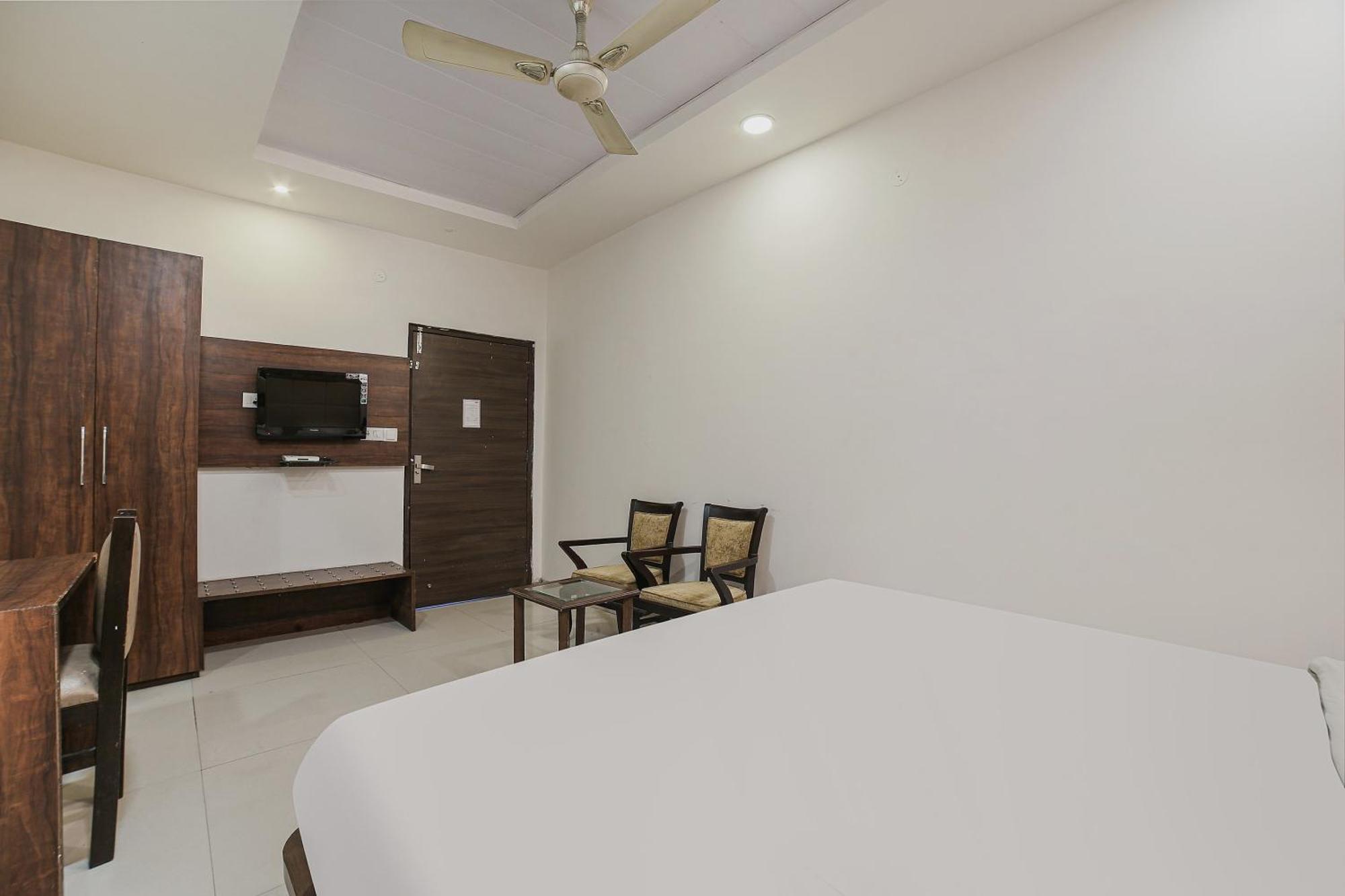 Hotel Townhouse Hollywood Heights Amritsar Exterior foto