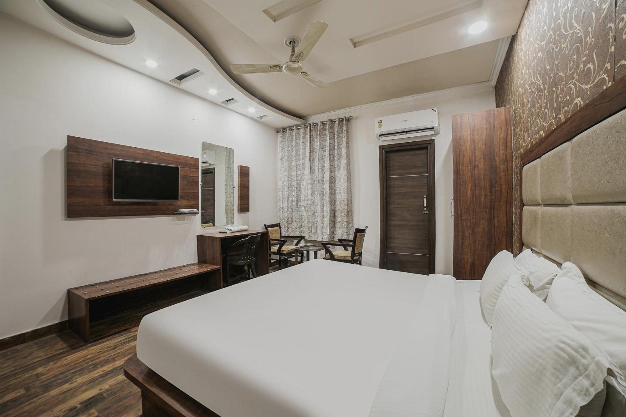 Hotel Townhouse Hollywood Heights Amritsar Exterior foto
